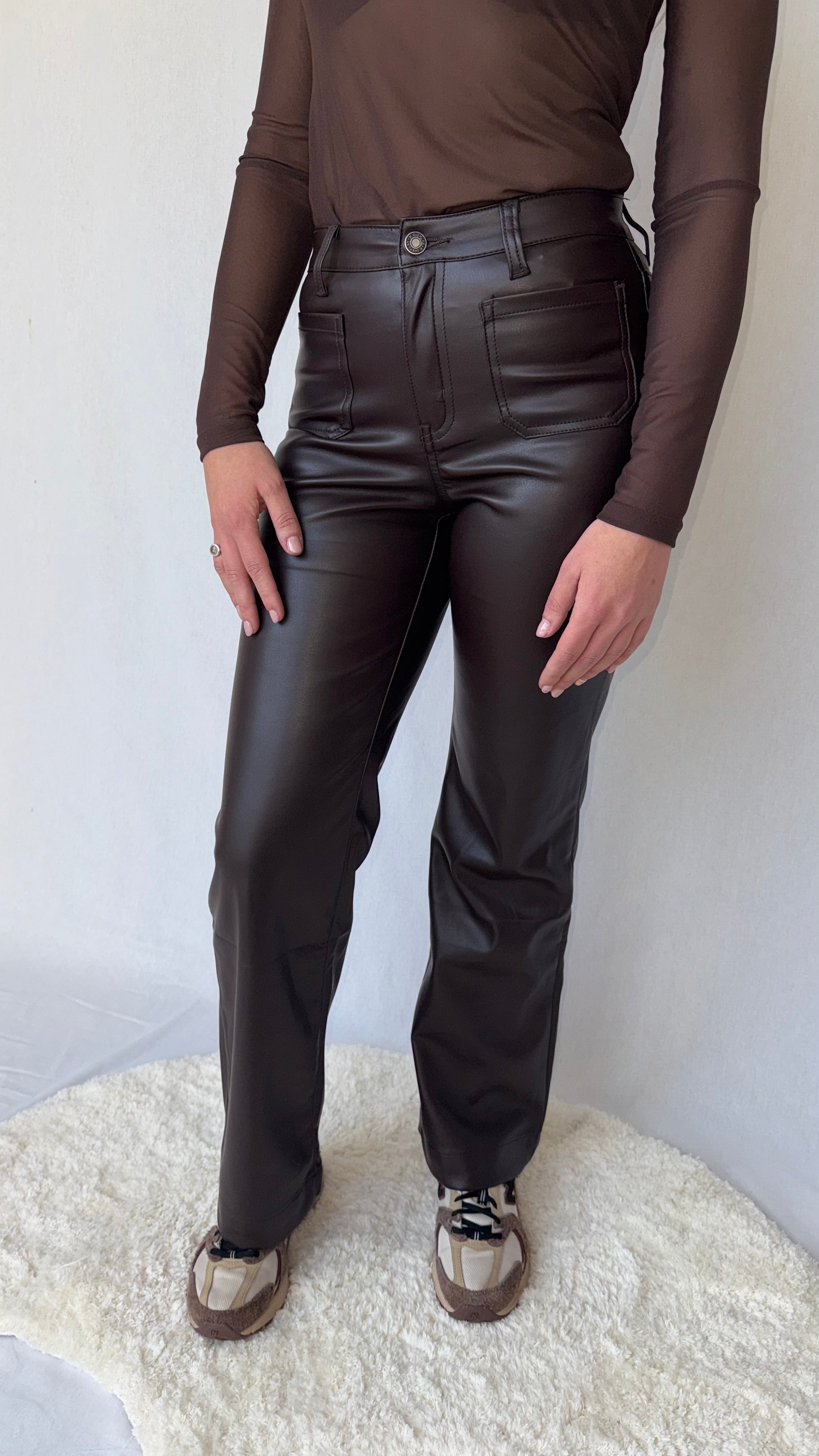 “ Marron Femme ”