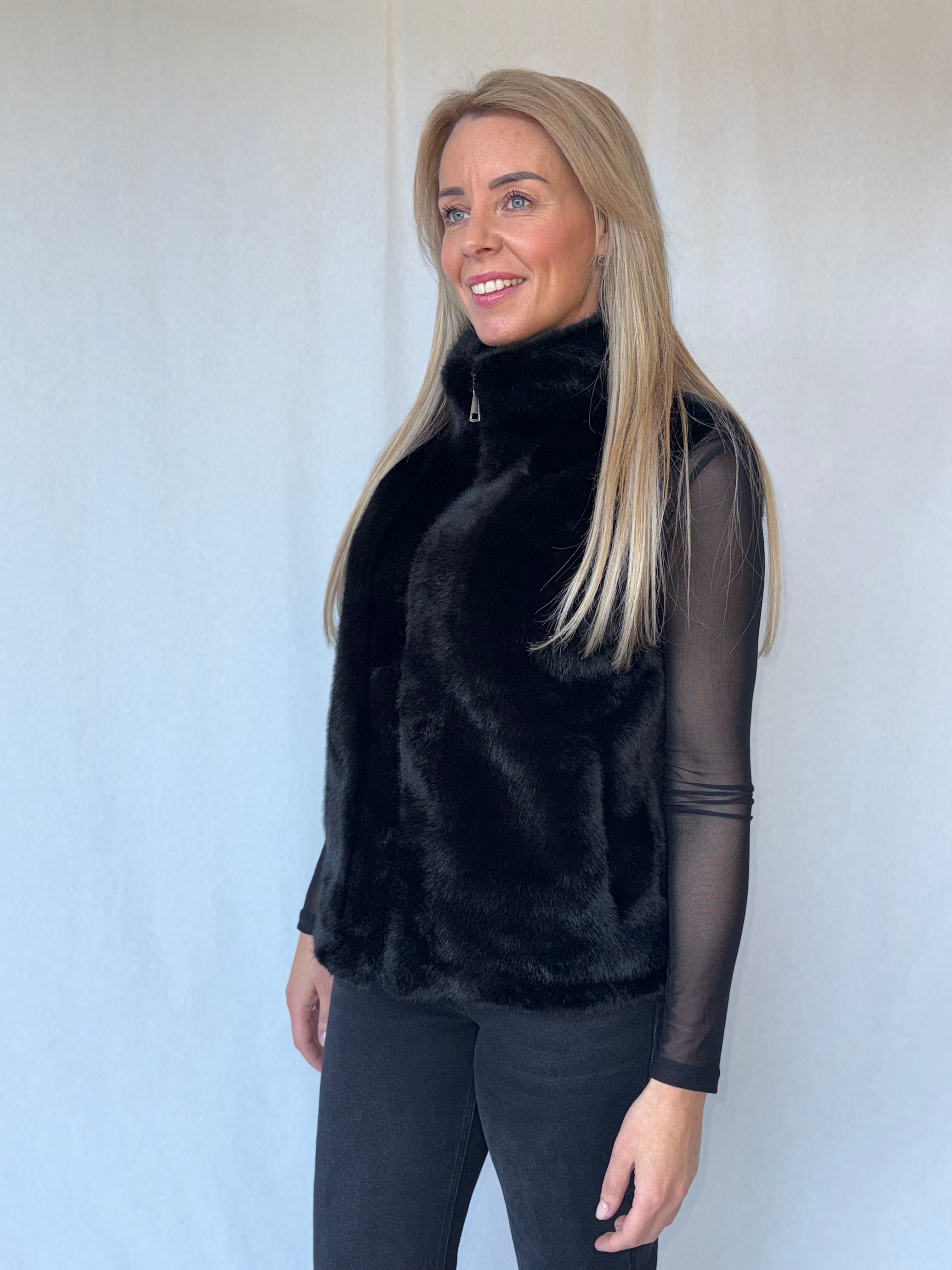 “Soft Faux Fur bodywarmer”